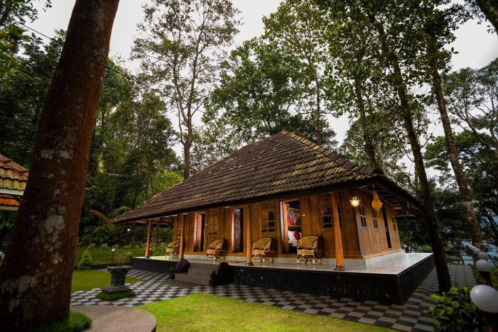 Traditional Kerala Villa Munnar Exterior photo