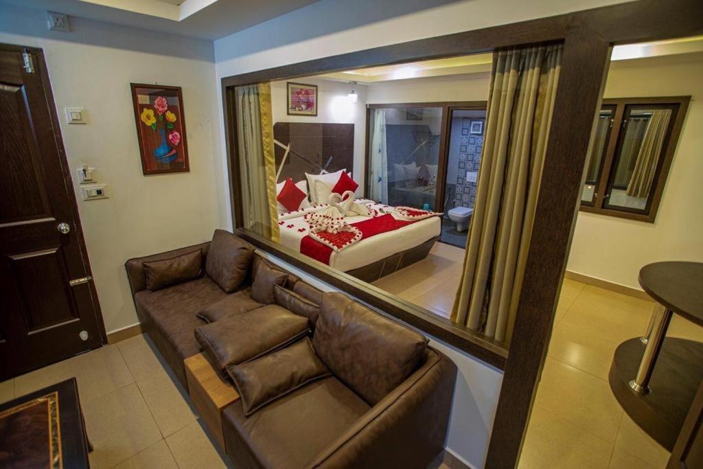 Traditional Kerala Villa Munnar Exterior photo